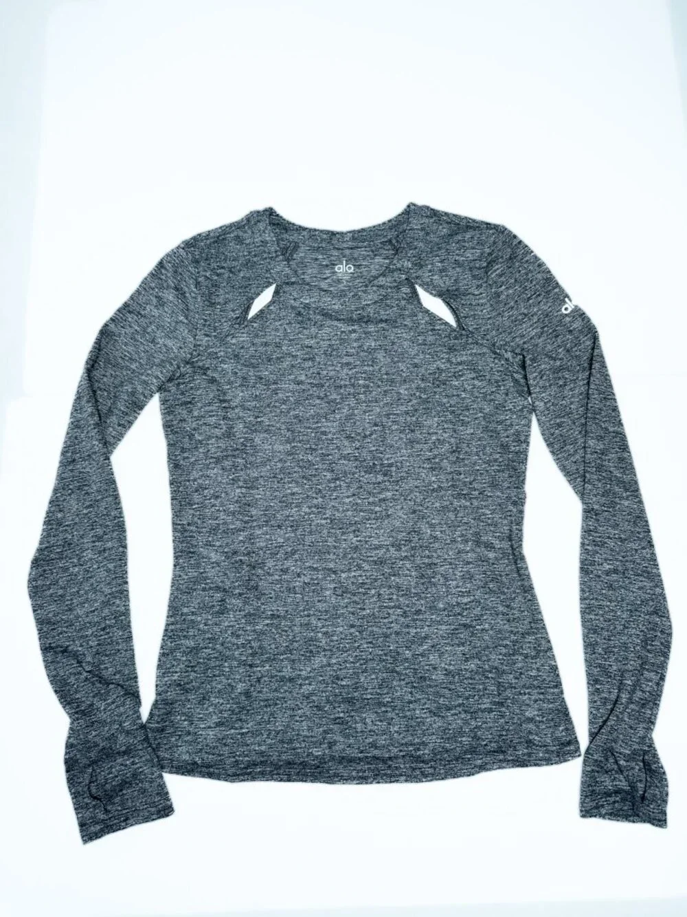 Alo Yoga Alloy Heather Mantra Long Sleeve Top Small Cutout Thumbholes Activewear